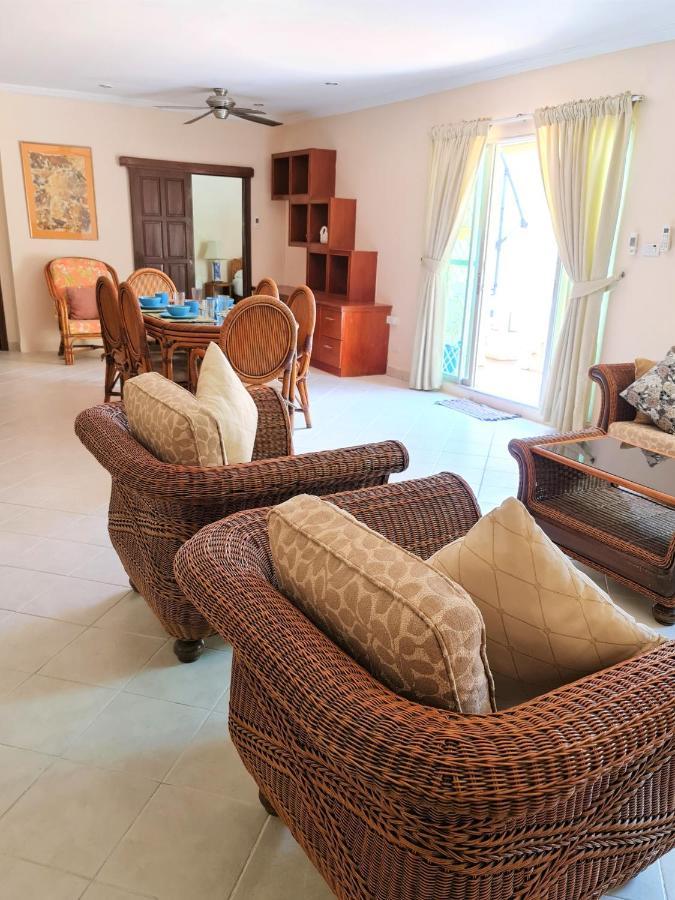 Butterfly Garden Boutique Residencias by Luxury View Pattaya Exterior foto